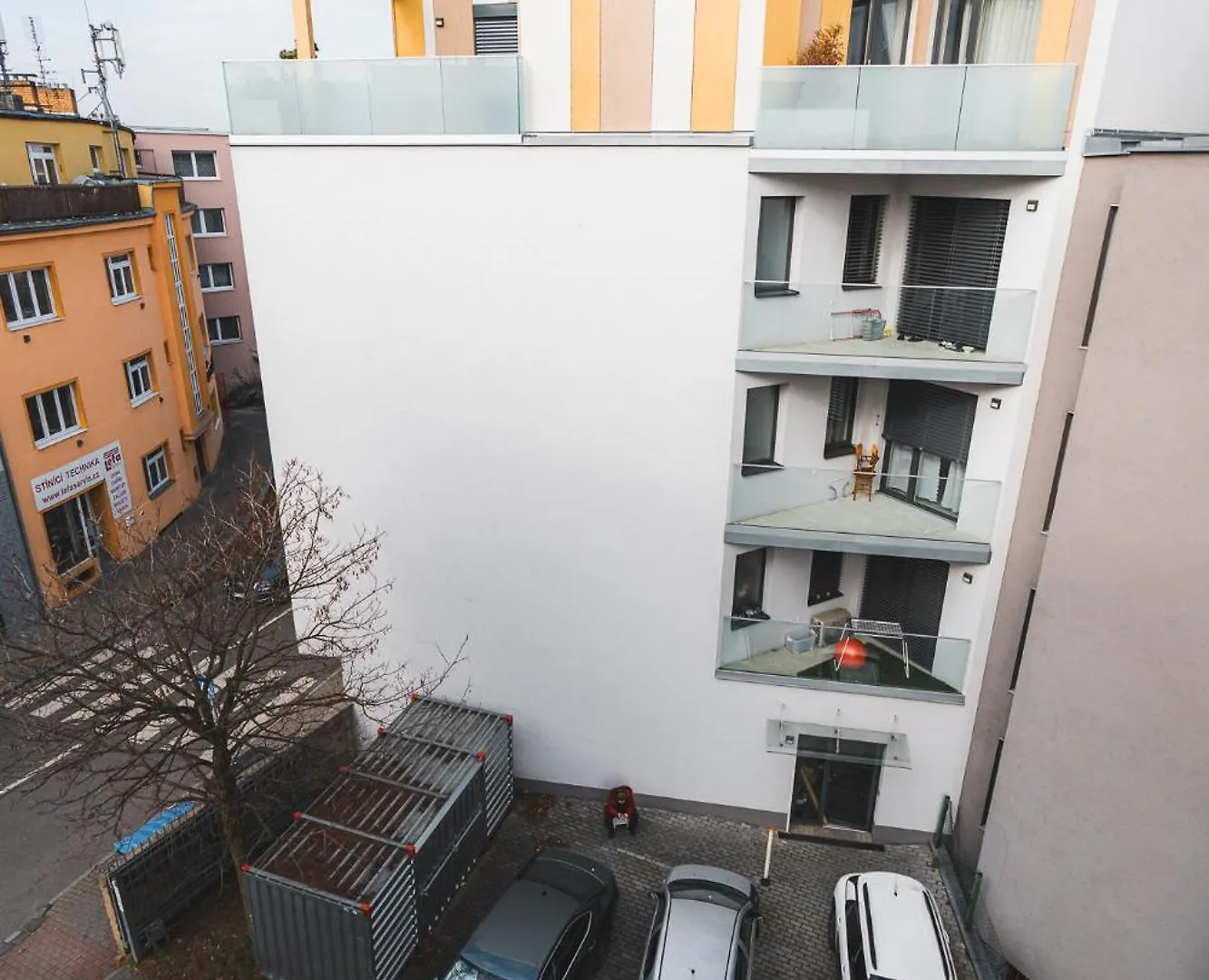 Veleslavin Apartments Prague
