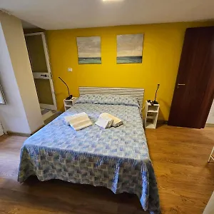 La Casa Di Anna , Napoli Italia