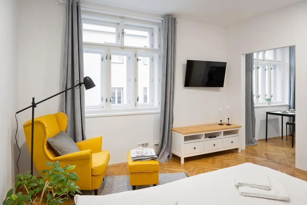 Veleslavin Apartments Praga